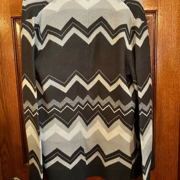 Faded Glory Open Cardigan Shades Of Gray Chevron Print Large - Picture 3 of 4